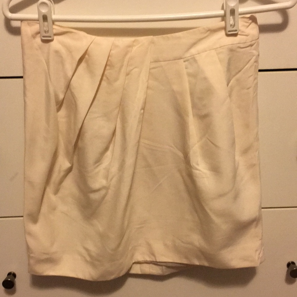 White Gap mini skirt Sz 0